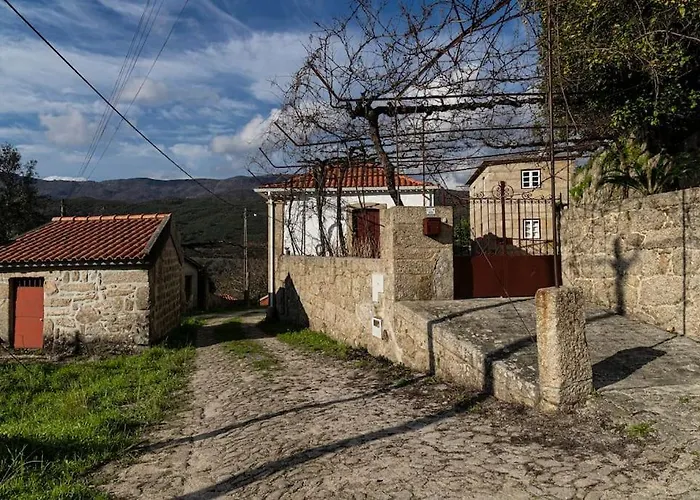 Britelo 1828 - Refugio Na Natureza Ponte da Barca